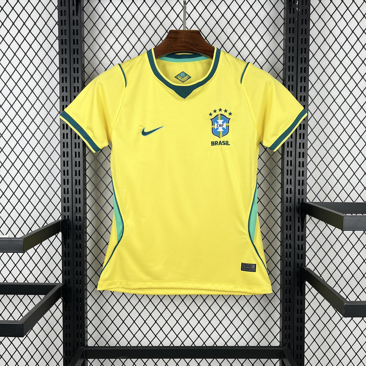 Camisa Brasil Home 26/27 Nike Torcedor feminino - Amarela