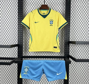 Conjunto Infantil Seleção Brasil l 26/27 - Amarelo